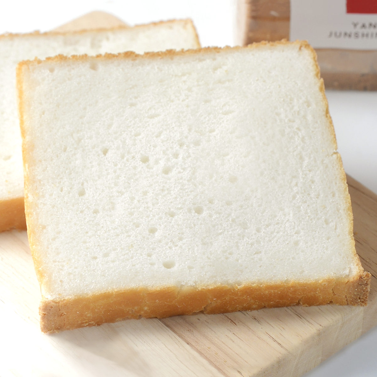 やのくに純真米粉パン 0.5斤